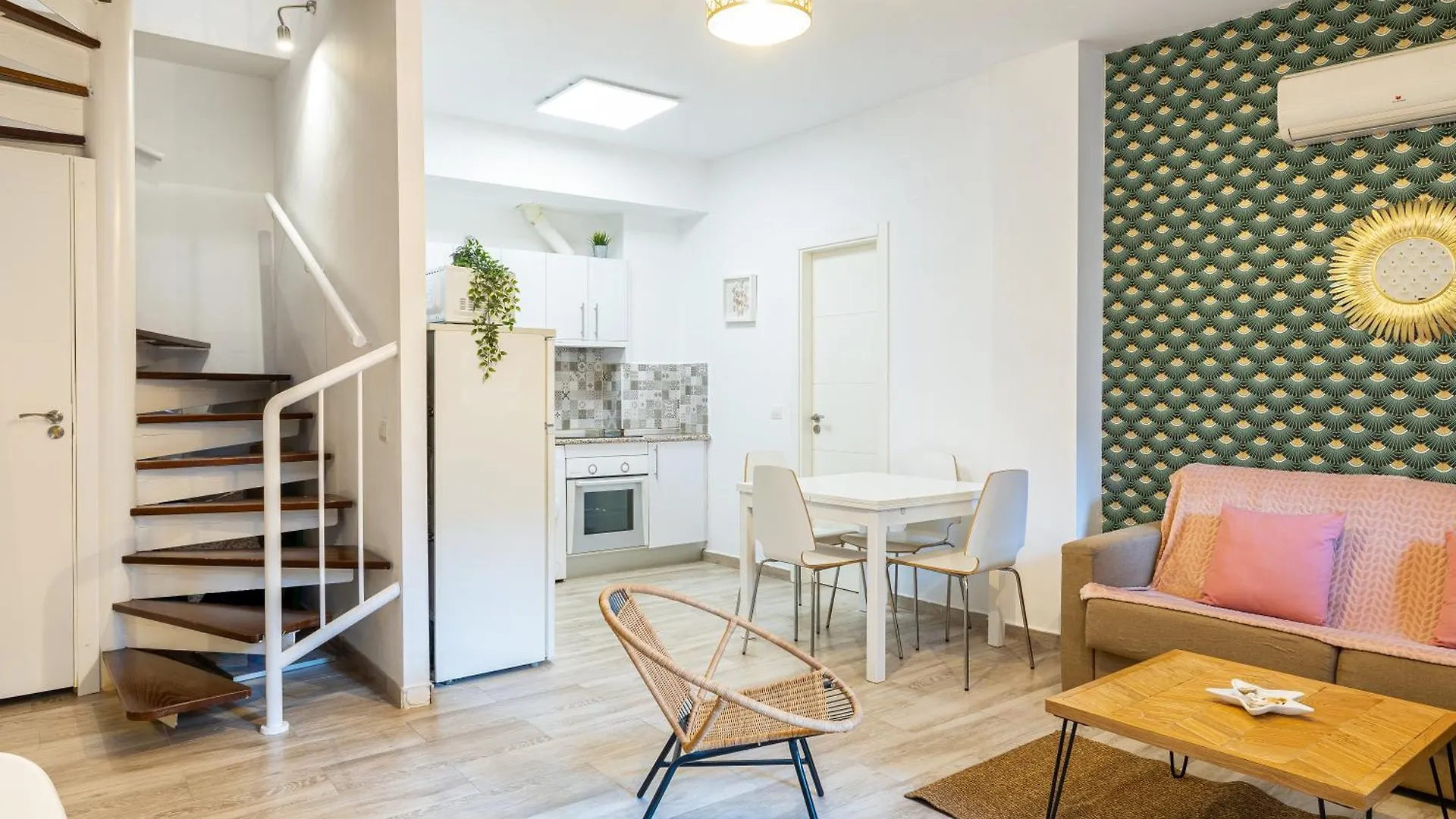 Apartment Holidays2Malaga Duplex Huerta Del Obispo Junto Casco Historico Spain