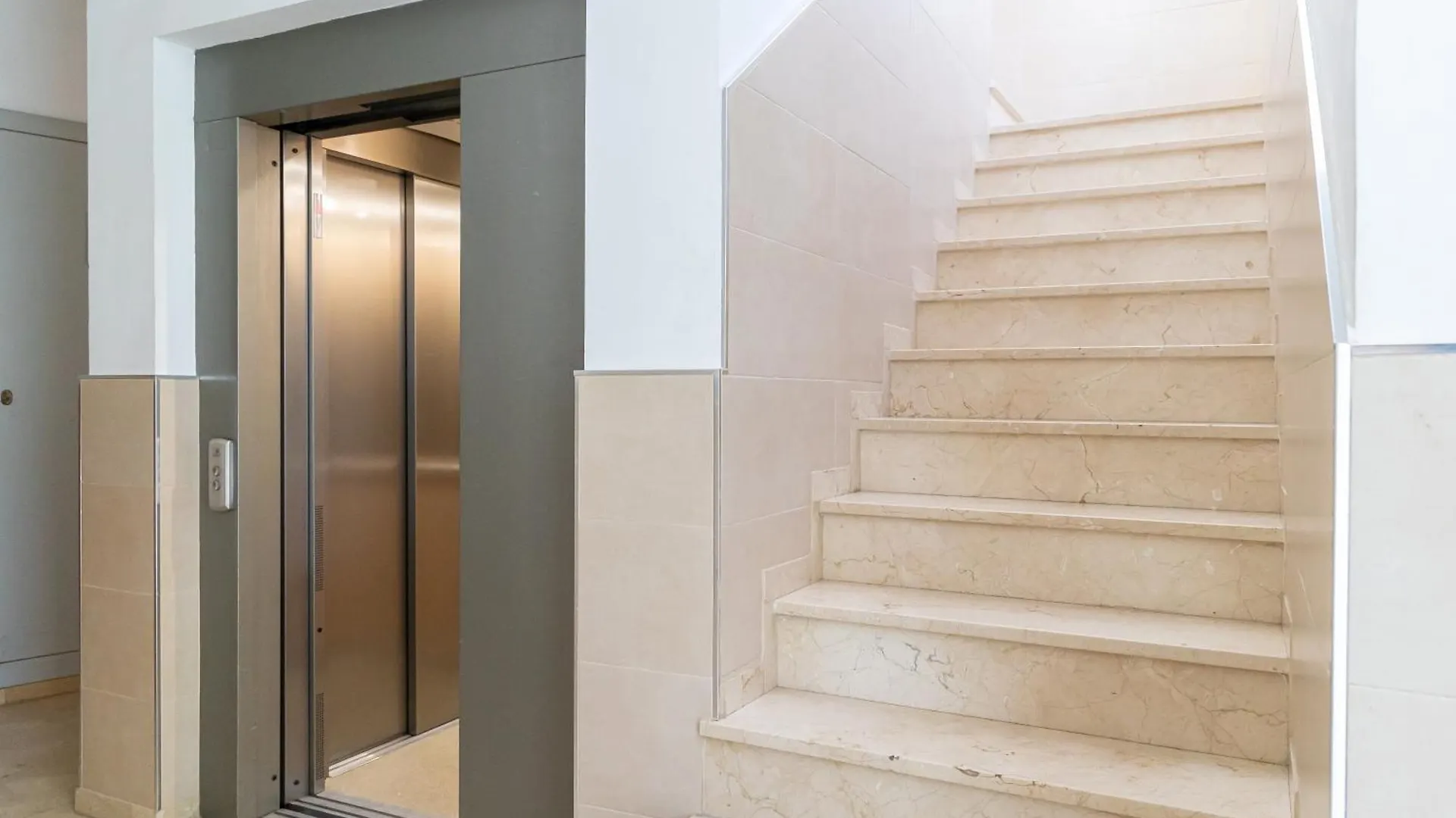 Holidays2Malaga Duplex Huerta Del Obispo Junto Casco Historico 0*,  Spanien